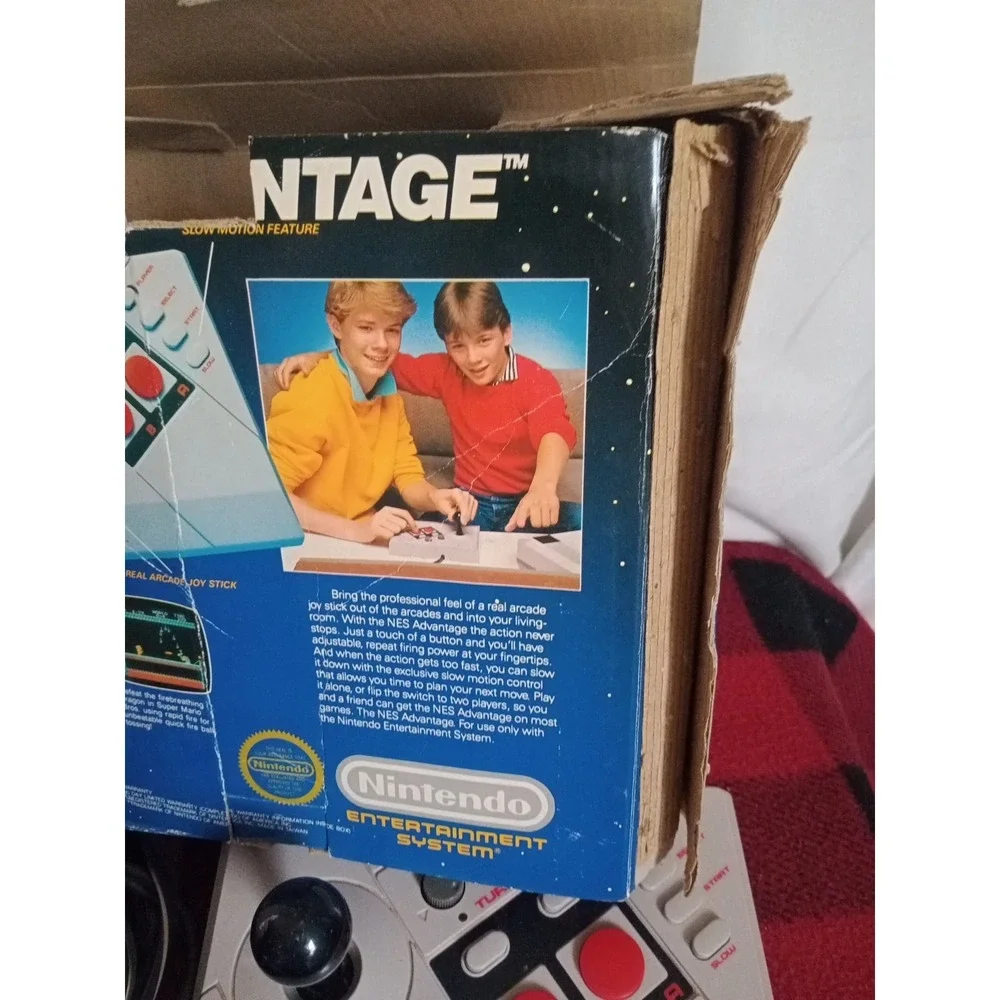 Nintendo NES Advantage Joystick Controller with original box No Foam (Read)